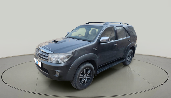 2010 Toyota Fortuner 3.0 4X4 MT, Diesel, Manual, 96,005 km, exterior