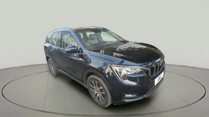 2022 Mahindra XUV700 AX 7 LUXURY D AWD AT 7 STR, Diesel, Automatic, 85,545 km, exterior