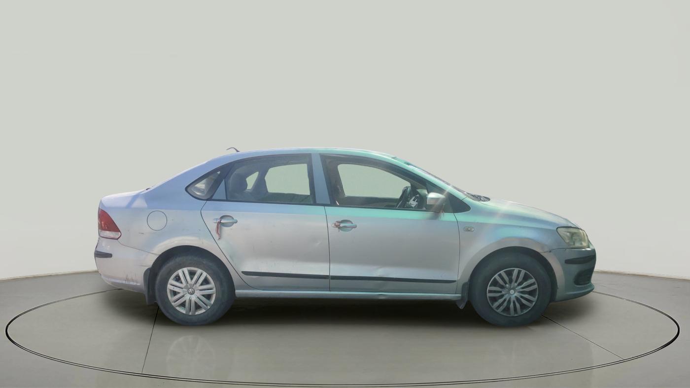 2011 Volkswagen Vento TRENDLINE 1.6, Petrol, Manual, 1,24,142 km, exterior