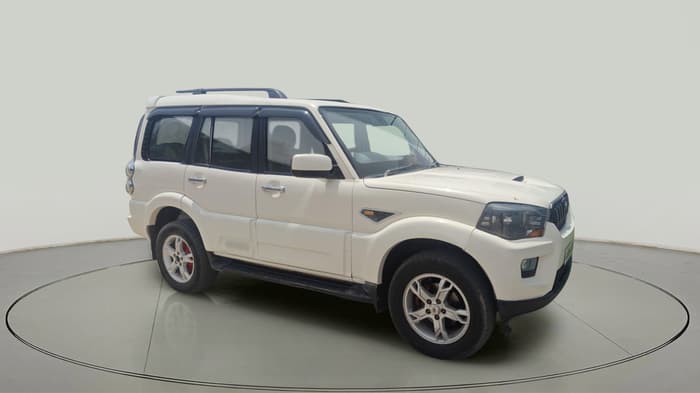 2017 Mahindra Scorpio S10, Diesel, Manual, 28,168 km, exterior