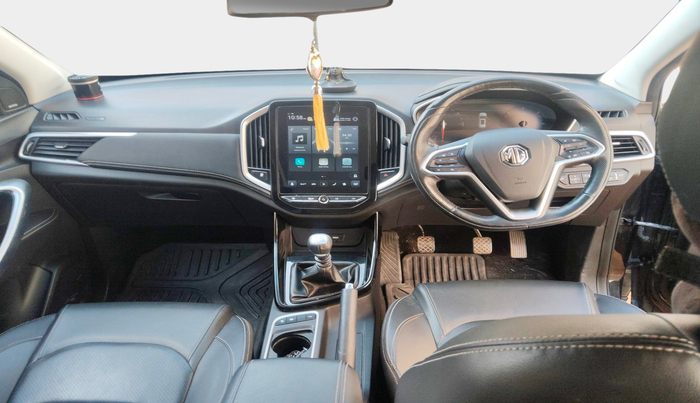 2020 MG HECTOR SHARP HYBRID 1.5 PETROL, Petrol, Manual, 28,295 km, interior