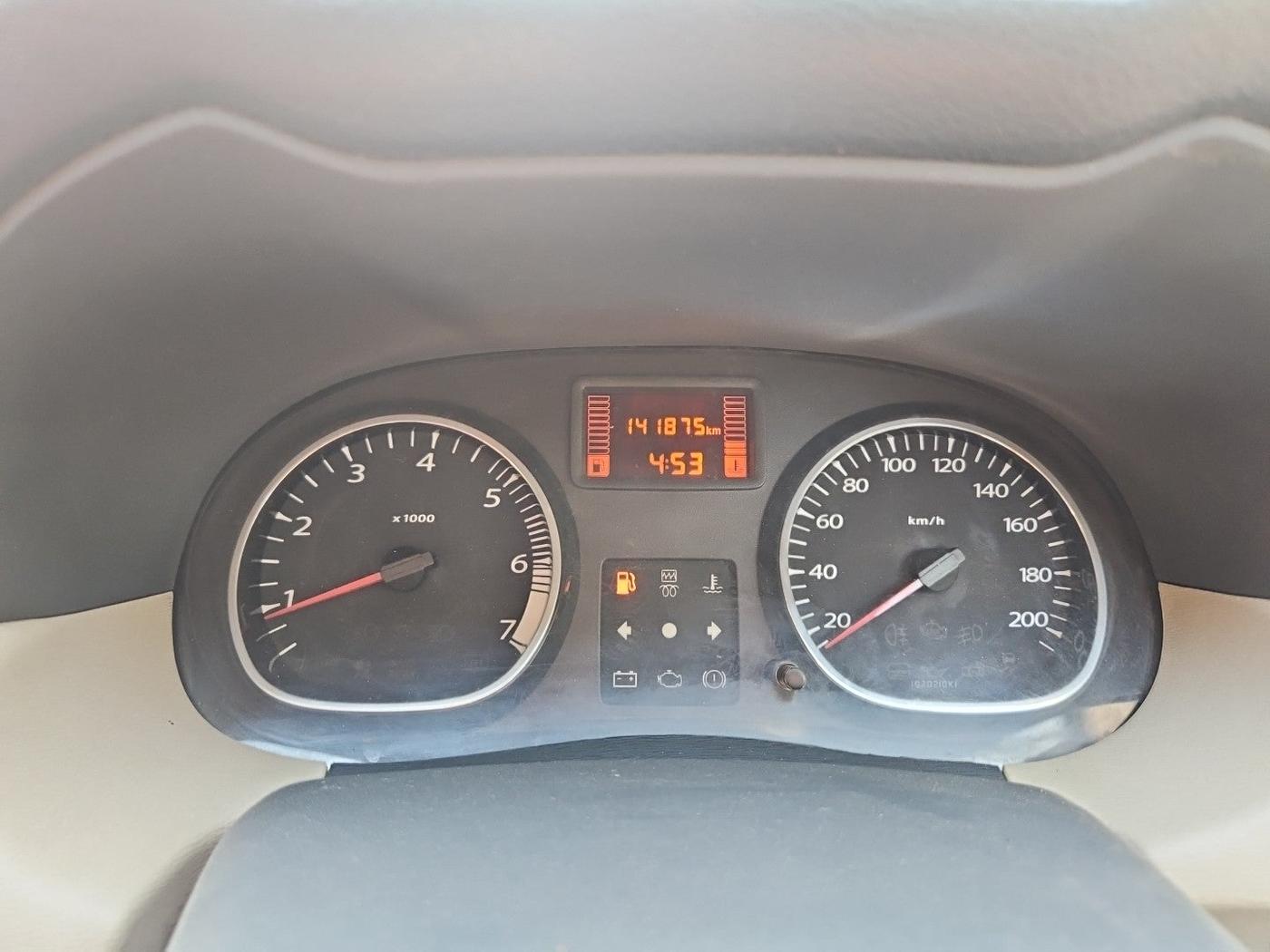 2012 Renault Duster 110 PS RXL DIESEL, Diesel, Manual, 1,41,875 km, interior