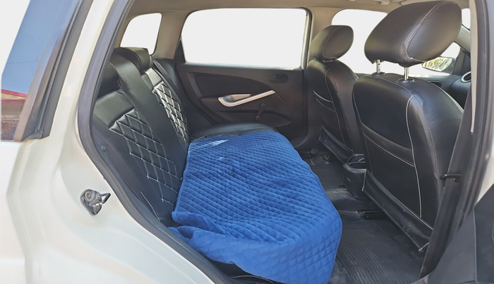 2014 Ford Figo TITANIUM 1.4 DIESEL, Diesel, Manual, 1,88,388 km, interior