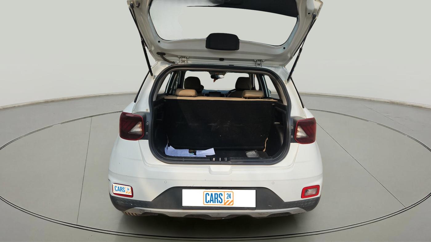 2021 Hyundai VENUE S+ 1.2, Petrol, Manual, 1,07,439 km, exterior