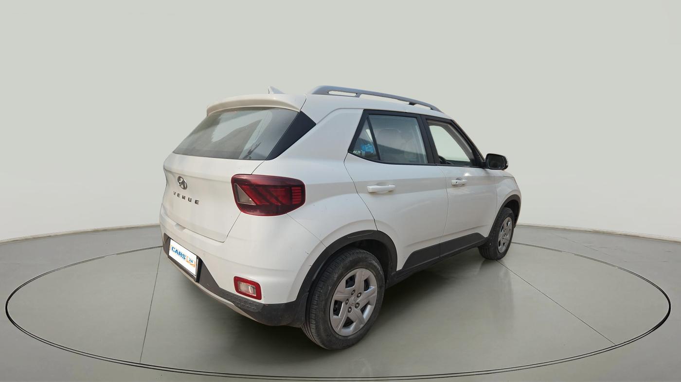 2021 Hyundai VENUE S+ 1.2, Petrol, Manual, 1,07,439 km, exterior