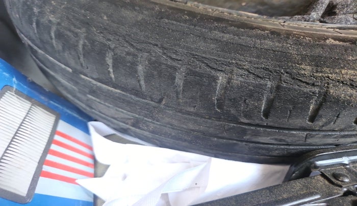 2021 Hyundai AURA S 1.2, Petrol, Manual, 60,508 km, tyre