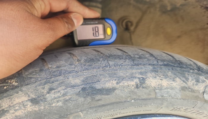 2021 Hyundai AURA S 1.2, Petrol, Manual, 60,508 km, tyre