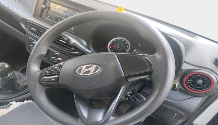 2022 Hyundai GRAND I10 NIOS MAGNA CORPORATE EDITION 1.2 KAPPA VTVT, Petrol, Manual, 24,013 km, interior