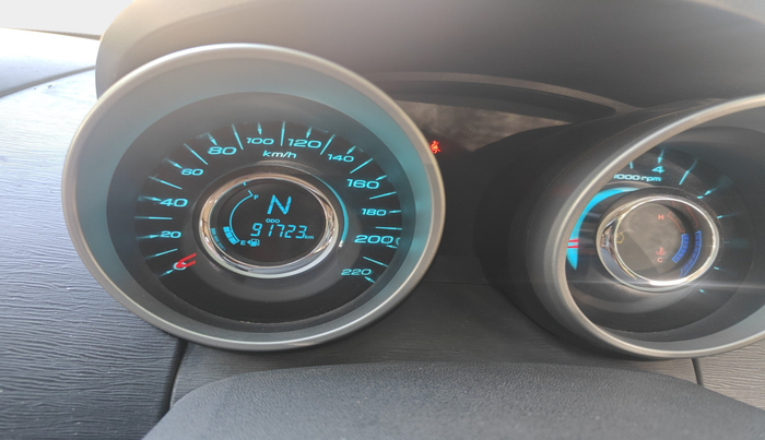 2015 Mahindra XUV500 W10, Diesel, Manual, 91,723 km, interior