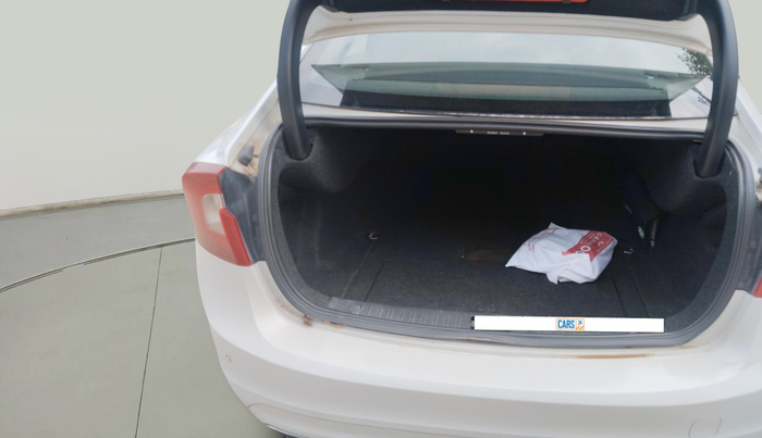 2014 Volvo S60 SUMMUM D5, Diesel, Automatic, 72,912 km, exterior