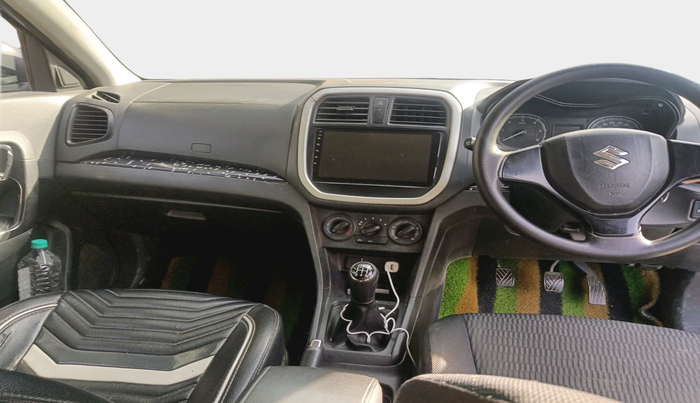 2017 Maruti Vitara Brezza VDI (O), Diesel, Manual, 1,09,106 km, interior