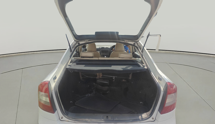 2012 Skoda Laura AMBITION 2.0 TDI CR MT, Diesel, Manual, 1,40,260 km, exterior