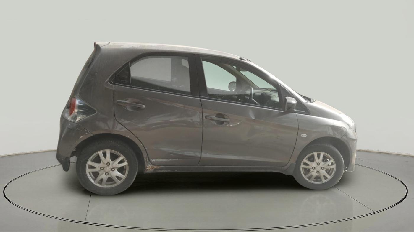 2013 Honda Brio V MT, Petrol, Manual, 1,69,155 km, exterior