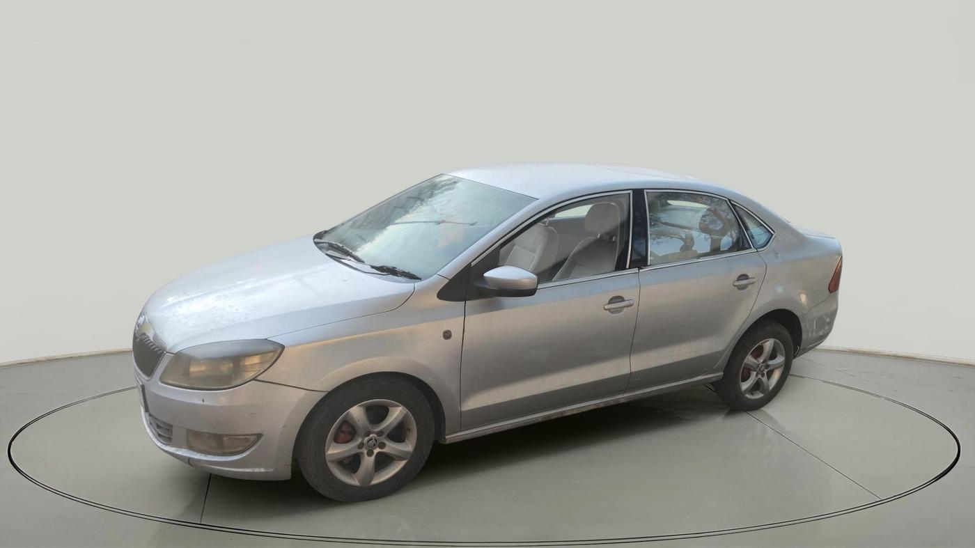 2013 Skoda Rapid AMBITION 1.6 TDI CR MT, Diesel, Manual, 1,14,626 km, exterior