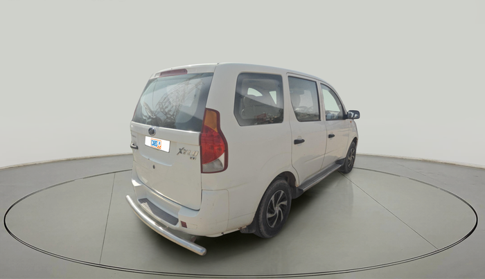 2011 Mahindra Xylo E4, Diesel, Manual, 1,93,383 km, exterior