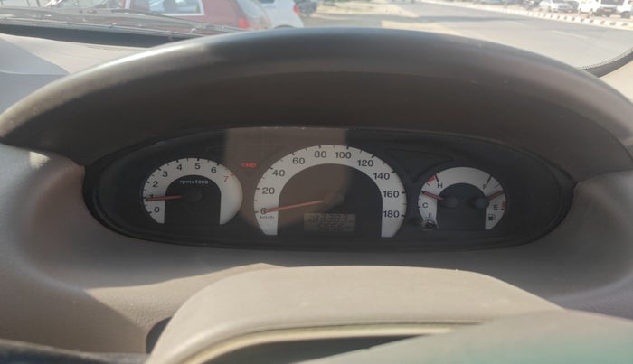 2011 Mahindra Xylo E4, Diesel, Manual, 1,93,383 km, interior