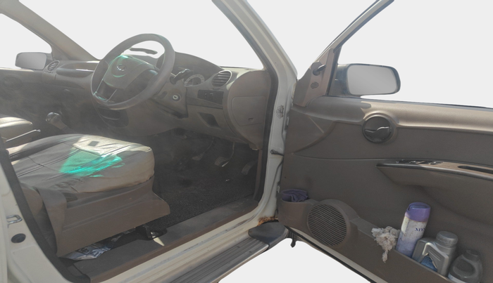 2011 Mahindra Xylo E4, Diesel, Manual, 1,93,383 km, interior