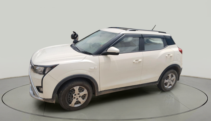 2022 Mahindra XUV300 W6 1.5 Sunroof Diesel, Diesel, Manual, 1,08,776 km, exterior