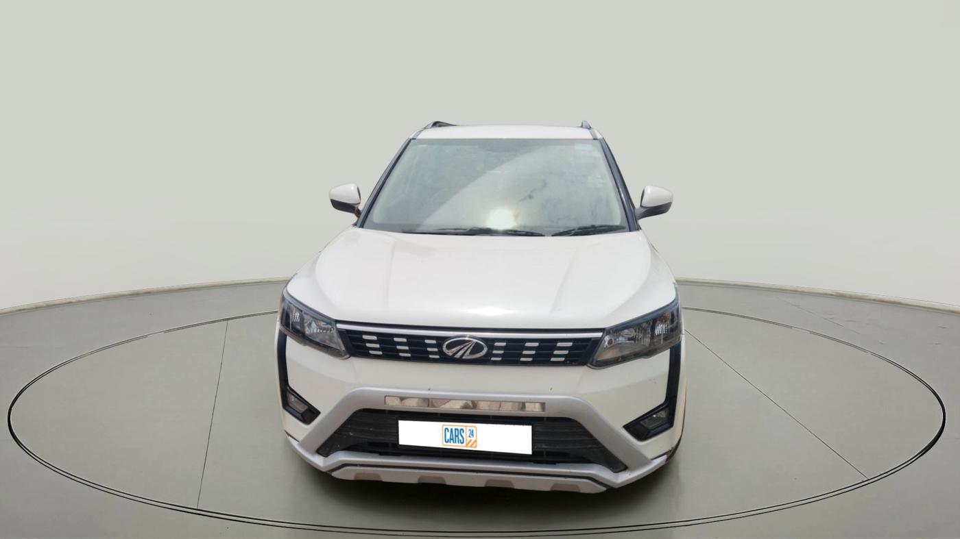 2022 Mahindra XUV300 W6 1.5 Sunroof Diesel, Diesel, Manual, 1,10,175 km, exterior