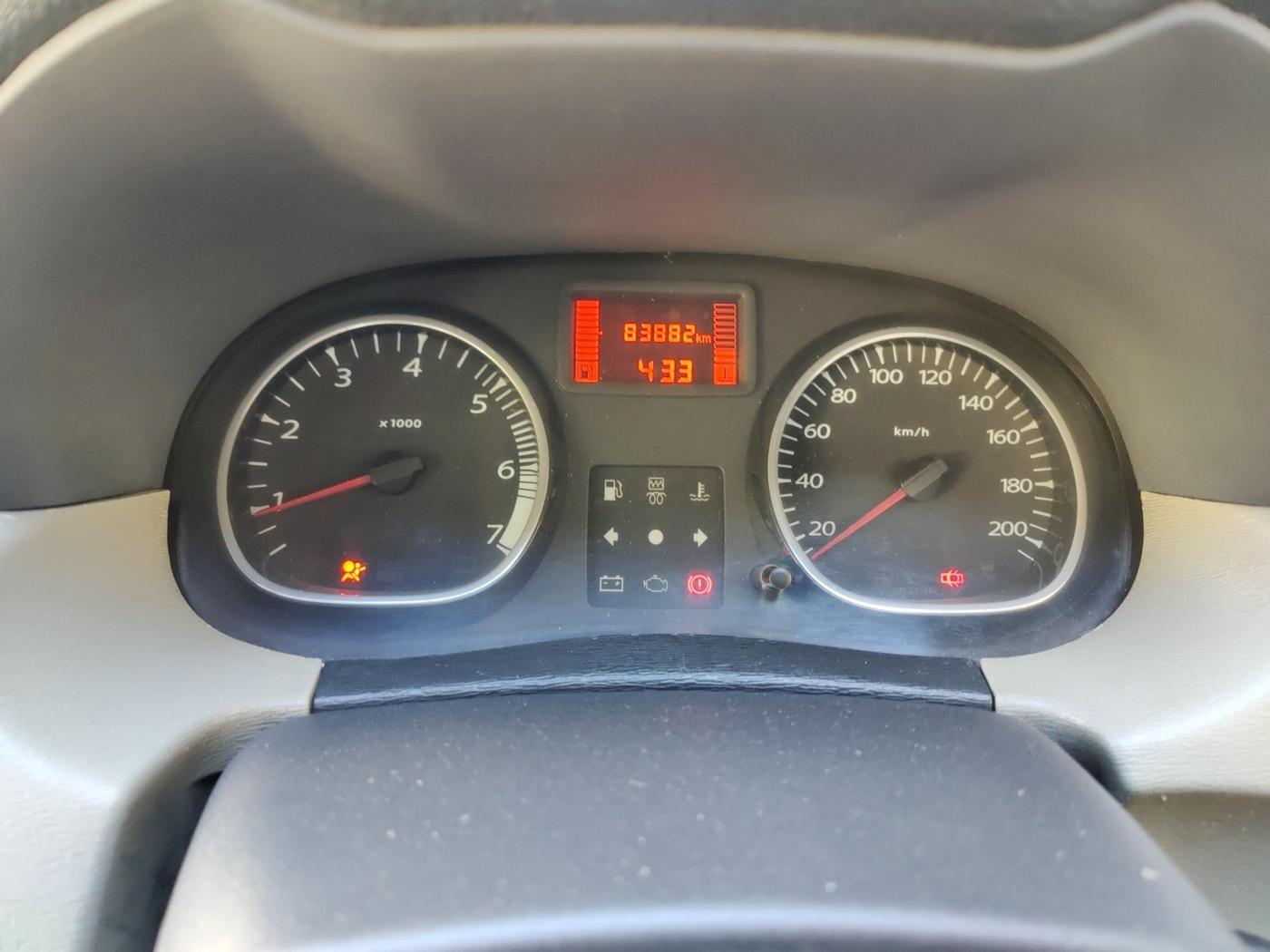 2014 Renault Duster 85 PS RXL DIESEL, Diesel, Manual, 83,882 km, interior