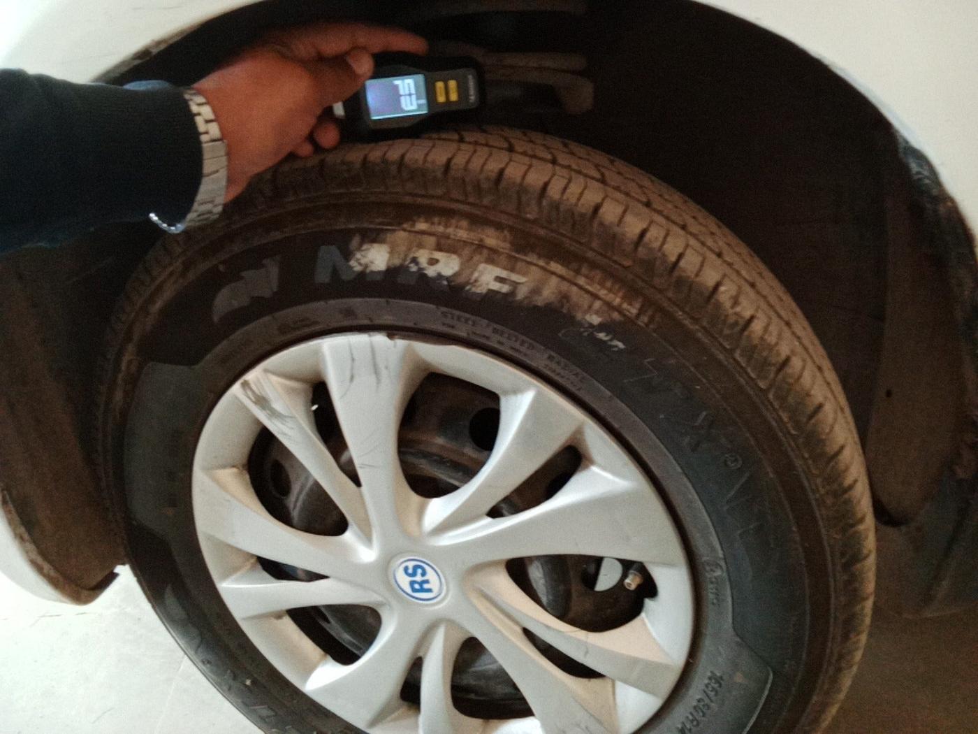 2010 Maruti Ritz VXI, Petrol, Manual, 63,425 km, tyre