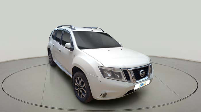 2015 Nissan Terrano XL (D), Diesel, Manual, 2,73,394 km, exterior