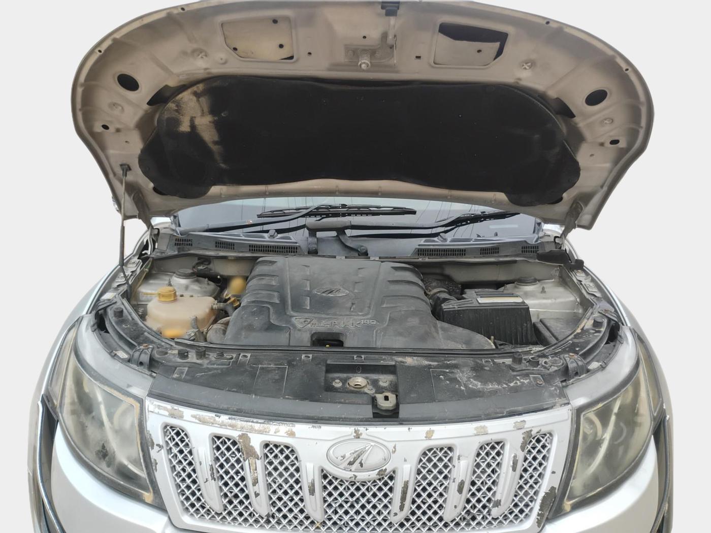 2015 Mahindra XUV500 W4, Diesel, Manual, 89,082 km, exterior