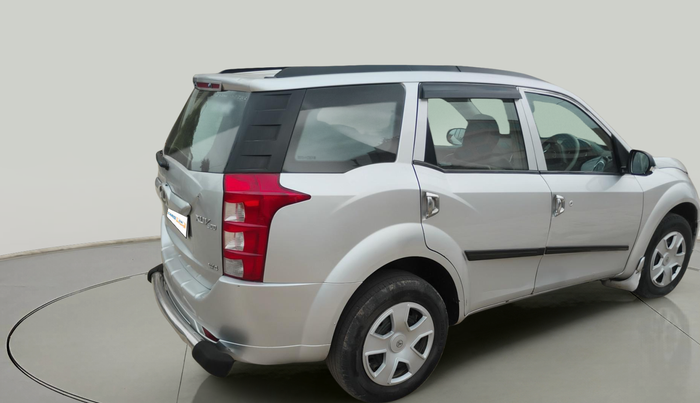 2015 Mahindra XUV500 W4, Diesel, Manual, 89,082 km, exterior