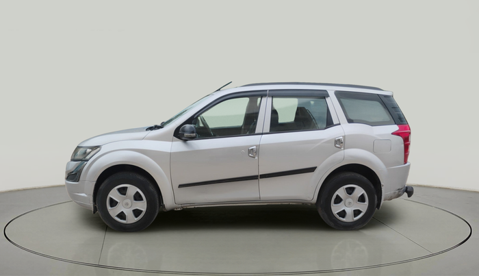2015 Mahindra XUV500 W4, Diesel, Manual, 89,082 km, exterior