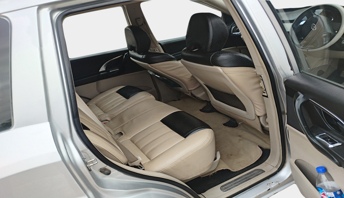 2015 Mahindra XUV500 W4, Diesel, Manual, 89,082 km, interior