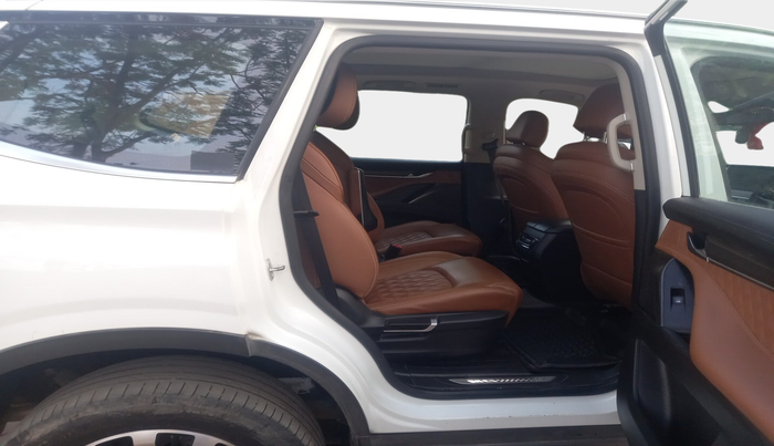 2020 MG GLOSTER SAVVY 6 STR 2.0 TWIN TURBO 4WD, Diesel, Automatic, 28,791 km, interior