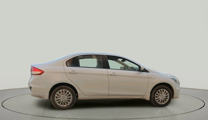 2015 Maruti Ciaz VDI +, Diesel, Manual, 1,39,102 km, exterior