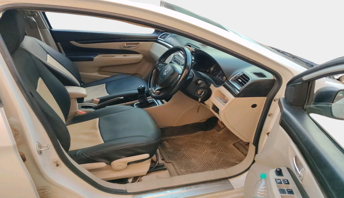 2015 Maruti Ciaz VDI +, Diesel, Manual, 1,39,102 km, interior