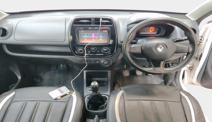 2018 Renault Kwid RXT 1.0, Petrol, Manual, 1,53,946 km, interior