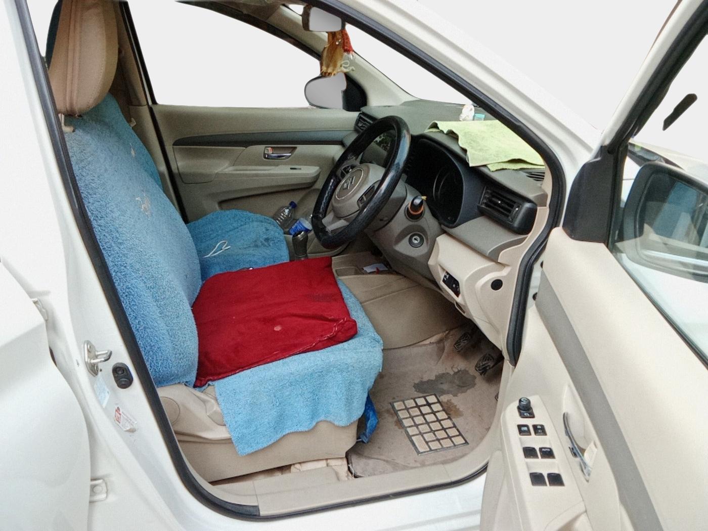 2021 Maruti Ertiga VXI CNG, Petrol, Manual, 80,107 km, interior