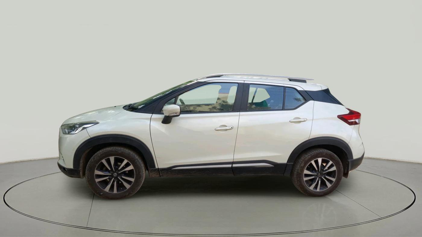 2019 Nissan Kicks XV DIESEL, Diesel, Manual, 43,000 km, exterior