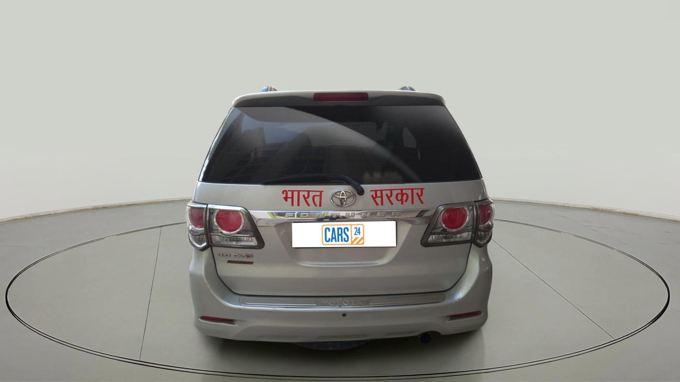 2013 Toyota Fortuner 3.0 4X2 AT, Diesel, Automatic, 1,75,561 km, exterior