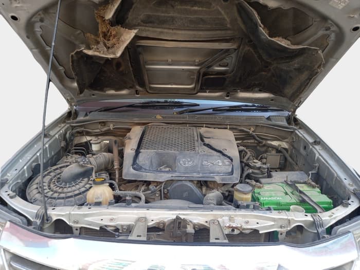 2013 Toyota Fortuner 3.0 4X2 AT, Diesel, Automatic, 1,75,561 km, exterior