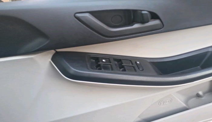 2022 Tata TIGOR XZ CNG, Petrol, Manual, 75,991 km, interior