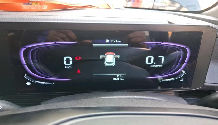 2025 KIA Carens Clavis HTK Plus 1.5 Diesel MT, Diesel, Manual, 8,641 km, interior