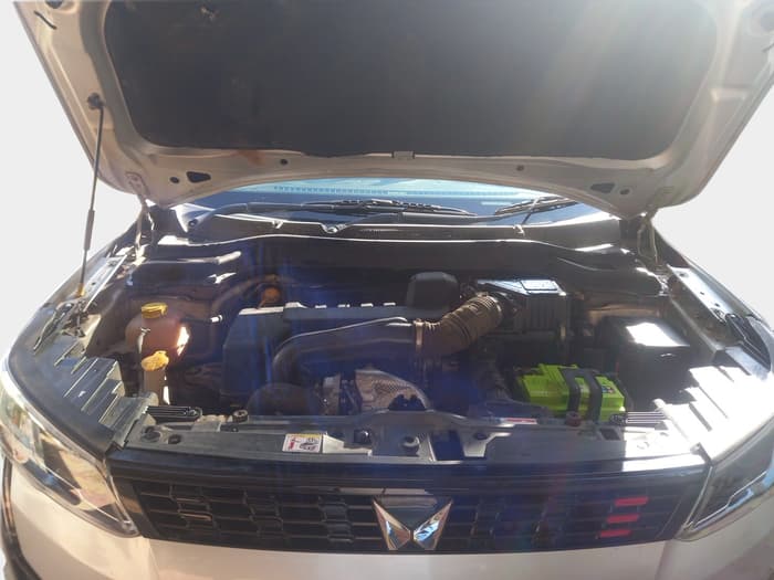 2019 Mahindra XUV300 W6 1.5 DIESEL, Diesel, Manual, 1,58,816 km, exterior