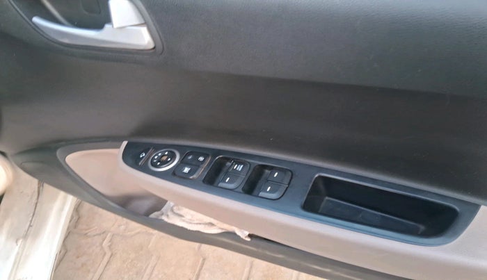 2016 Hyundai Grand i10 ASTA (O) 1.2 KAPPA VTVT, Petrol, Manual, 60,464 km, interior