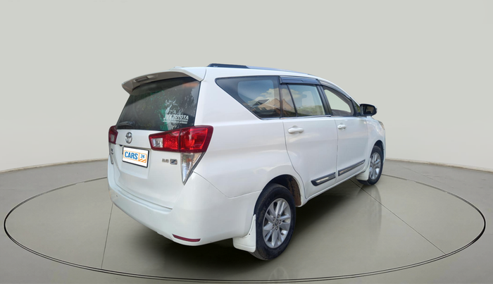 2018 Toyota Innova Crysta 2.4 G 7 STR, Diesel, Manual, 2,04,477 km, exterior