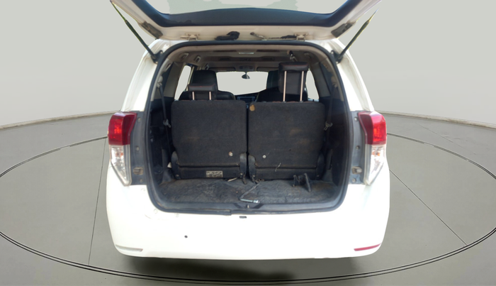 2018 Toyota Innova Crysta 2.4 G 7 STR, Diesel, Manual, 2,04,477 km, exterior