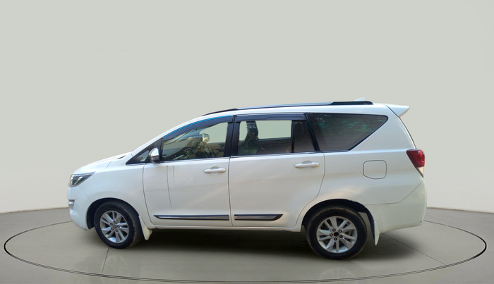 2018 Toyota Innova Crysta 2.4 G 7 STR, Diesel, Manual, 2,04,477 km, exterior