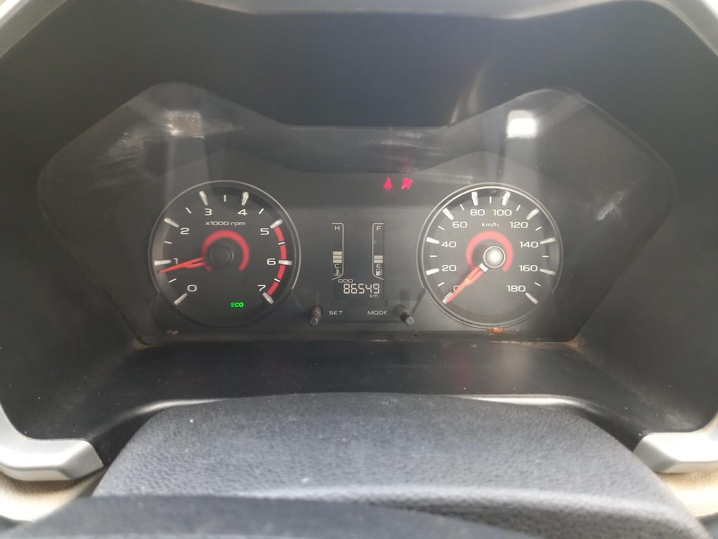 2016 Mahindra Kuv100 K8 D 5 STR, Diesel, Manual, 86,549 km, interior