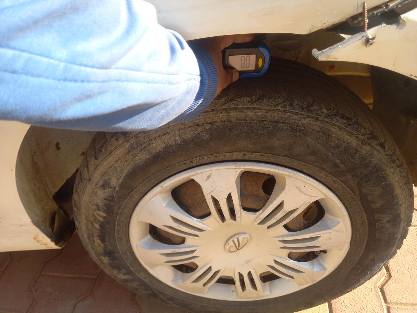 2014 Mahindra Verito 1.5 D4, Diesel, Manual, 99,967 km, tyre