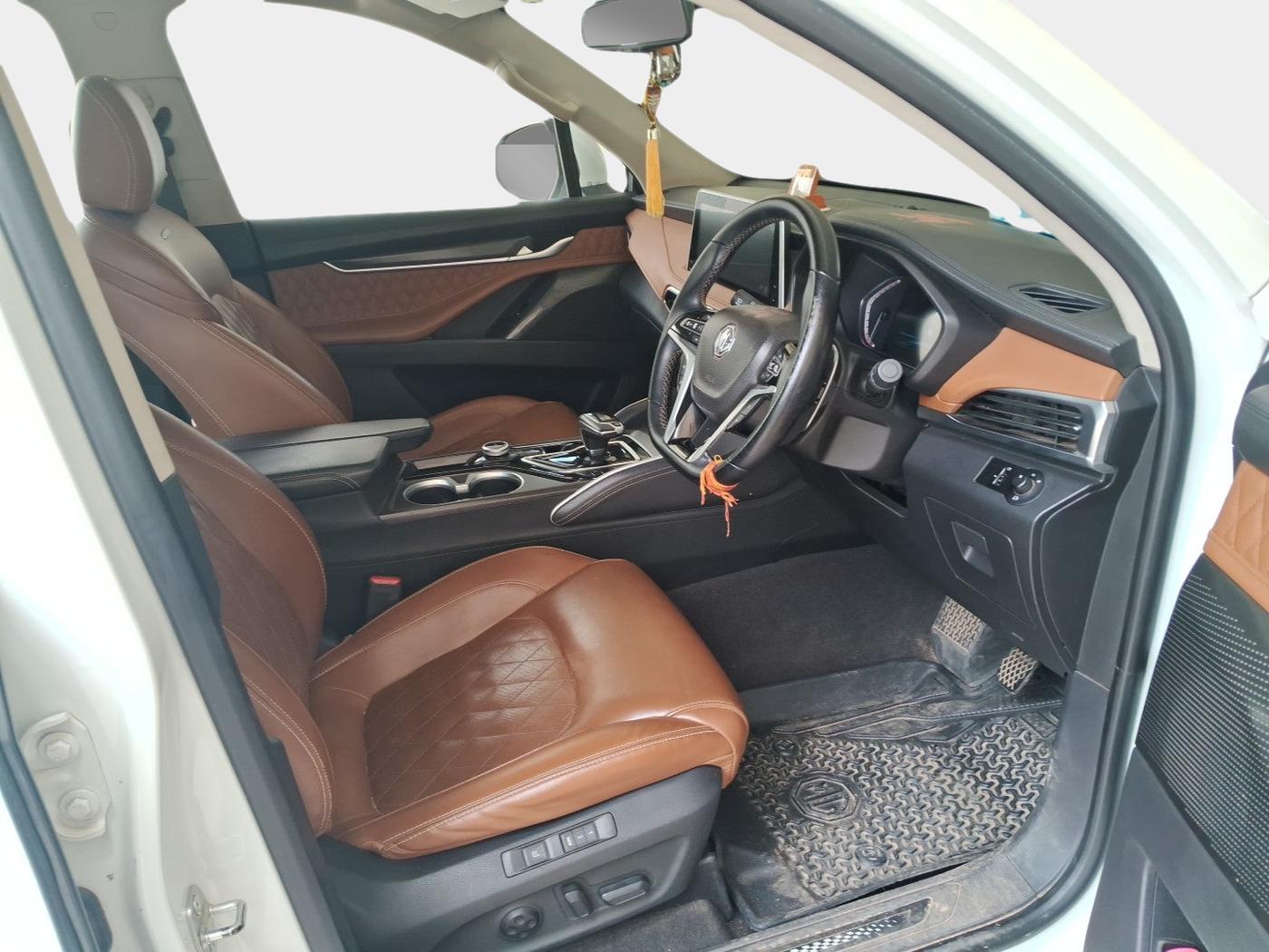 2021 MG GLOSTER SHARP 7 STR 2.0 TWIN TURBO 4WD, Diesel, Automatic, 51,465 km, interior
