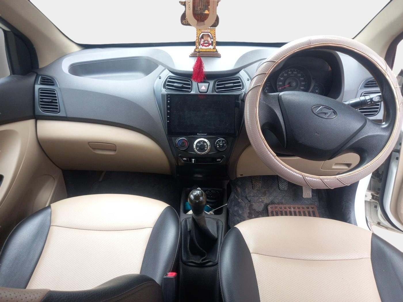 2017 Hyundai Eon ERA +, Petrol, Manual, 48,166 km, interior