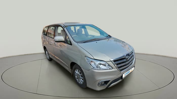 2013 Toyota Innova 2.5 VX 8 STR, Diesel, Manual, 1,60,064 km, exterior